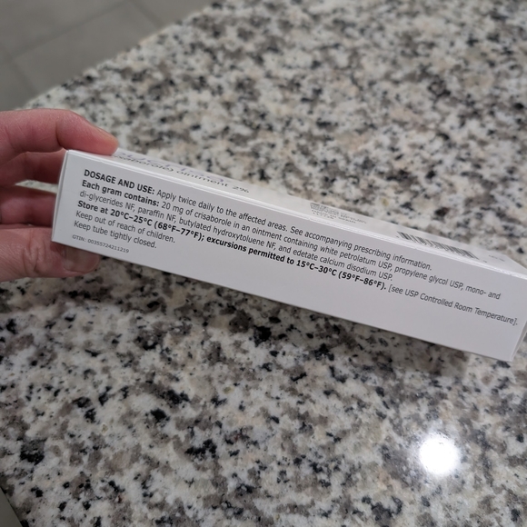 Eucrisa (crisaborole) Ointment 2% - 60g - Picture 3 of 5